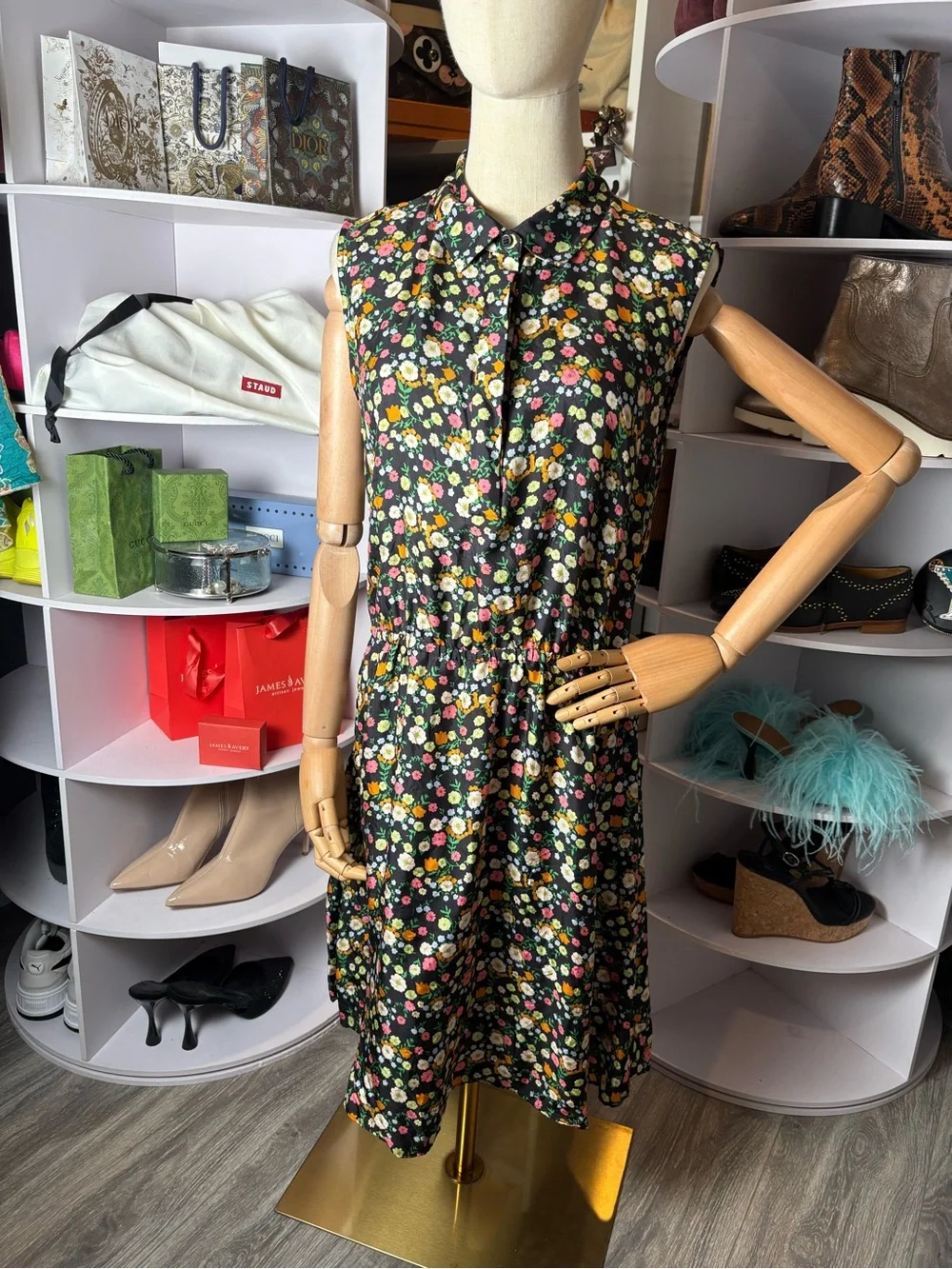 Tory Burch good pre